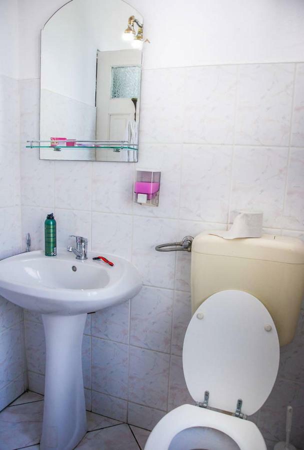 Pensiunea Dora Sasca Bauernhof *